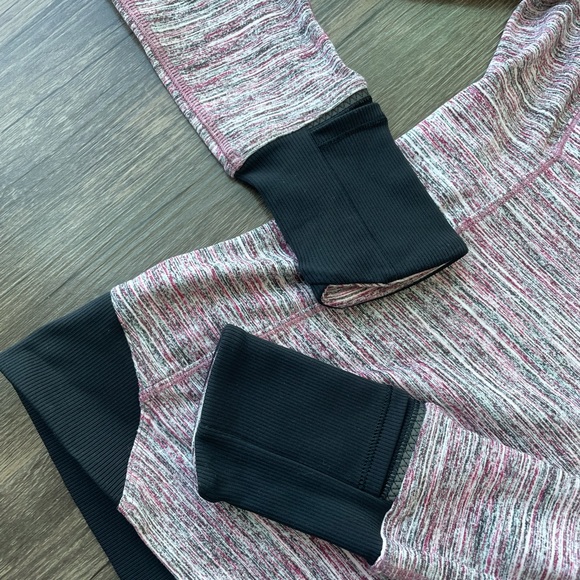 Lululemon Runderful 1/2 Zip - Picture 4 of 7